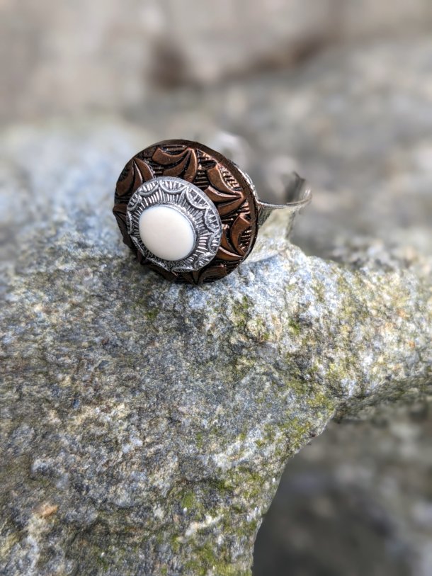 bague réglable réalisée avec des éléments de récupération
