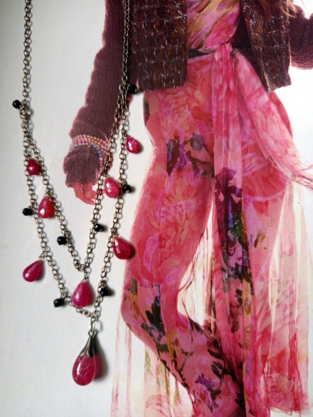 Collier double rang (environ 52cm)réalisé avec  perles de récupération