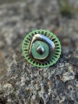 bague réalisée avec des éléments de récupération, réglable, 2.5 cm diam.