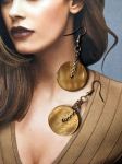 Boucles d'oreilles en nacre réalisées avec éléments de récupération, pour oreilles percées