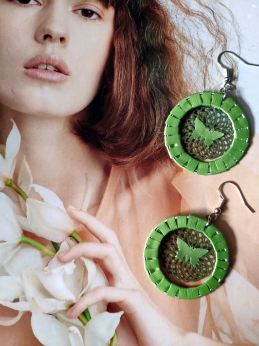 Boucles d'oreilles façon créoles, pour oreilles percées , à base de récupération et recyclage de capsule de café