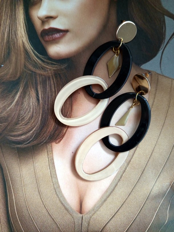 Boucles d'oreilles r&eacute;alis&eacute;es avec &eacute;l&eacute;ments de r&eacute;cup&eacute;ration, pour oreilles perc&eacute;es
